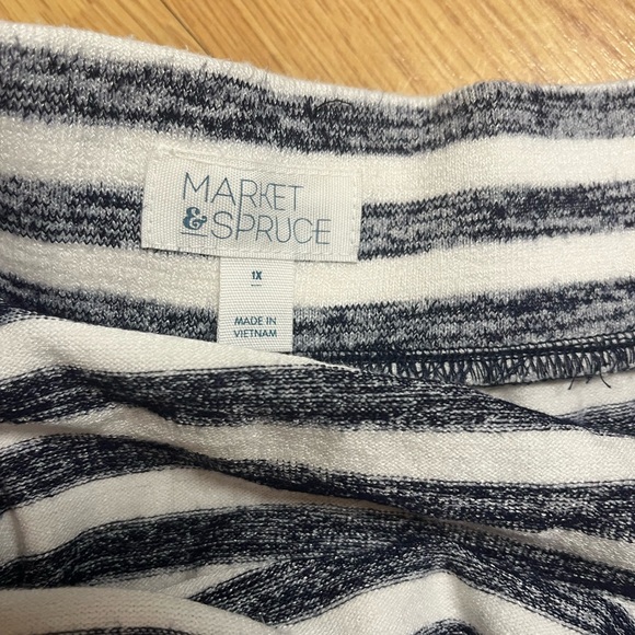 Market & Spruce Amia Knit Skirt 1X - Picture 2 of 3